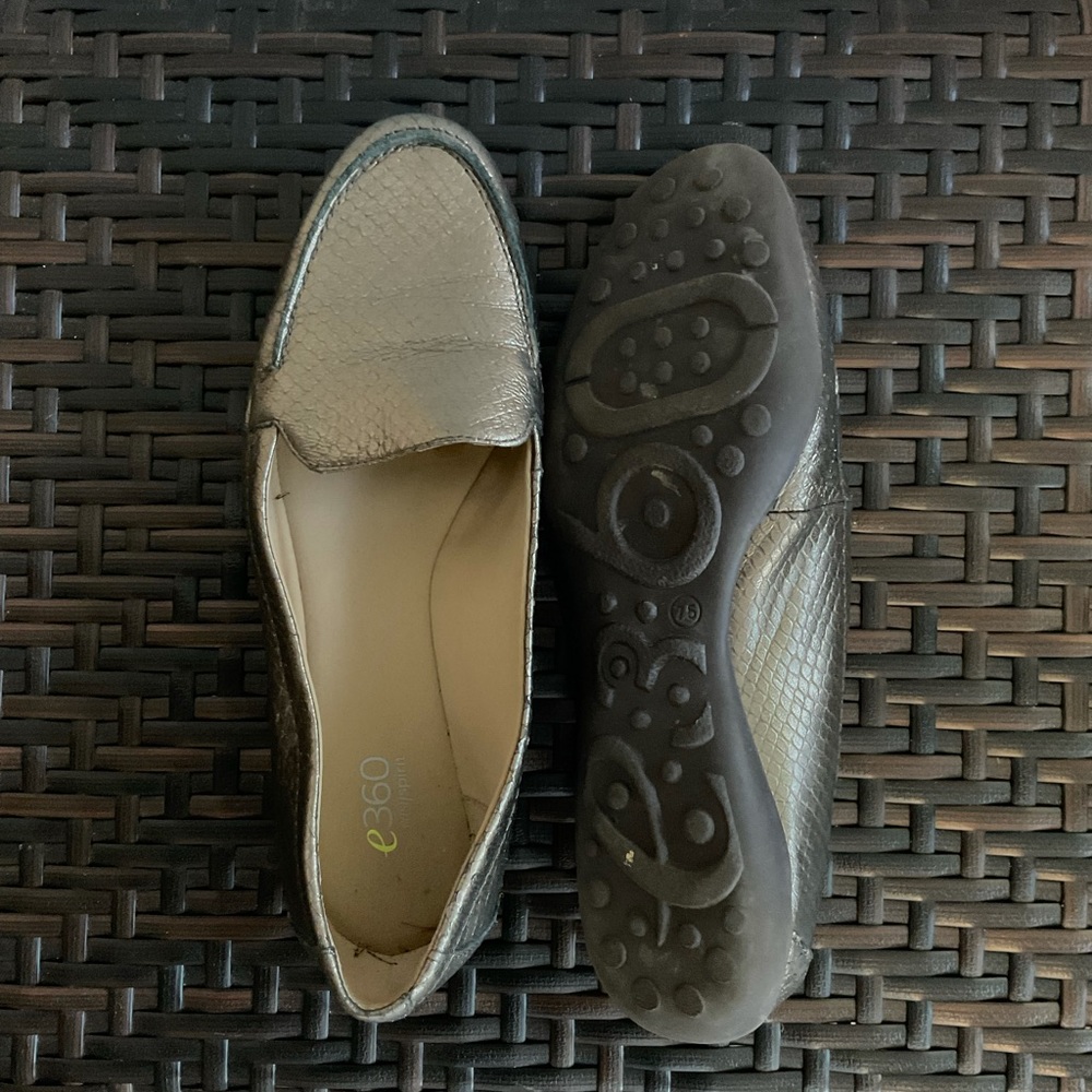 E360 Loafers
